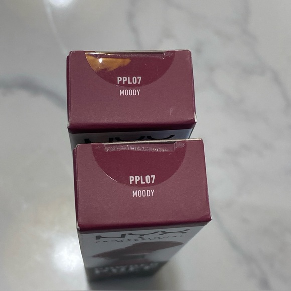 Lot of 2 NYX Powder Puff Lippie - Moody NIB - Picture 4 of 5